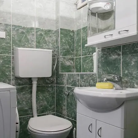 Tiny Little Flat Apartment Belgrade